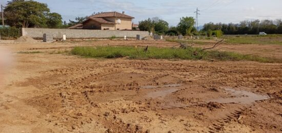 Terrain à bâtir à Chatuzange-le-Goubet, Auvergne-Rhône-Alpes