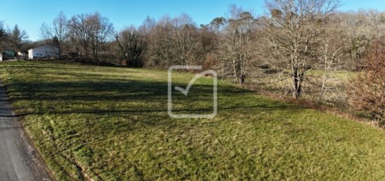 Terrain à bâtir à Nabirat, Aquitaine