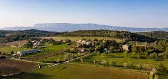 Terrain à bâtir à Trets, Provence-Alpes-Côte d'Azur