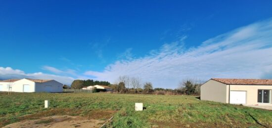 Terrain à bâtir à Meursac, Nouvelle-Aquitaine