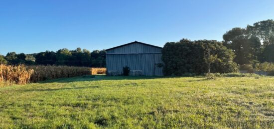 Terrain à bâtir à Saint-Hilaire-du-Bois, Nouvelle-Aquitaine