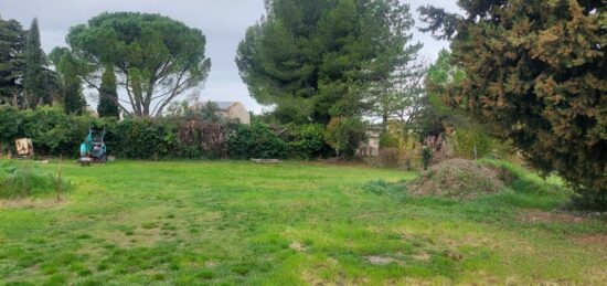 Terrain à bâtir à Cheval-Blanc, Provence-Alpes-Côte d'Azur