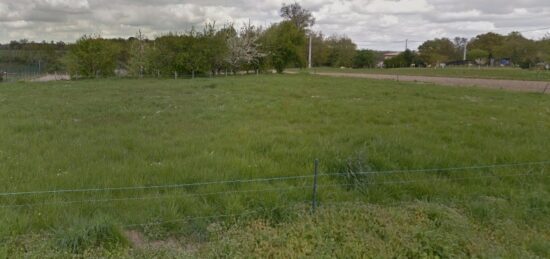 Terrain à bâtir à Montlieu-la-Garde, Nouvelle-Aquitaine