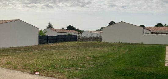 Terrain à bâtir à Saintes, Nouvelle-Aquitaine