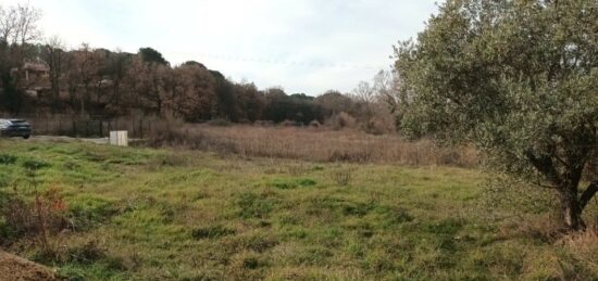 Terrain à bâtir à La Tour-d'Aigues, Provence-Alpes-Côte d'Azur