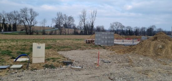 Terrain à bâtir à , Ain