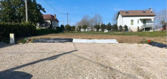 Terrain à bâtir à Sainte-Livrade-sur-Lot, Nouvelle-Aquitaine