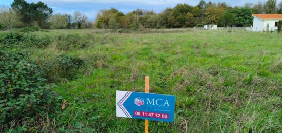 Terrain à bâtir à Bussac-Forêt, Nouvelle-Aquitaine