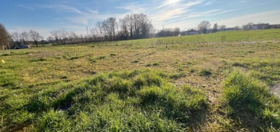 Terrain à bâtir à , Ain