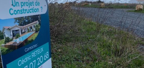 Terrain à bâtir à Nieul-lès-Saintes, Nouvelle-Aquitaine