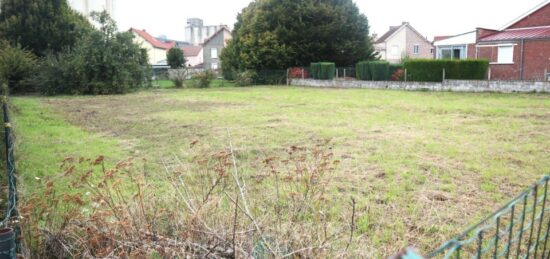 Terrain à bâtir à , Nord