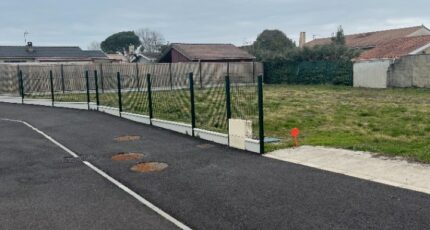 Saint-Médard-en-Jalles Terrain à bâtir - 2258129-10895annonce120250902PgUnm.jpeg Maisons France Confort