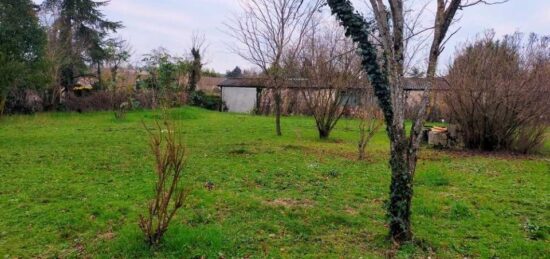 Terrain à bâtir à Saint-Martial-sur-Né, Nouvelle-Aquitaine