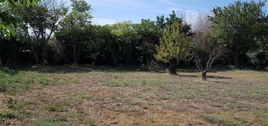 Terrain à bâtir à Charleval, Provence-Alpes-Côte d'Azur