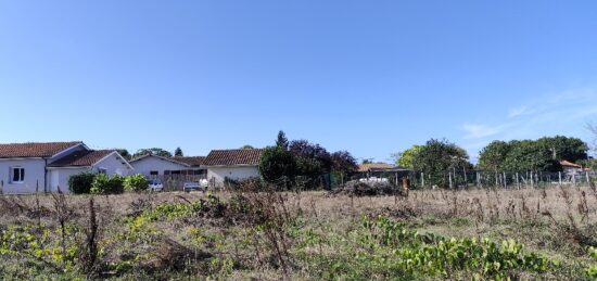 Terrain à bâtir à , Gironde