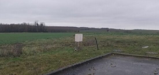 Terrain à bâtir à Noyon, Hauts-de-France