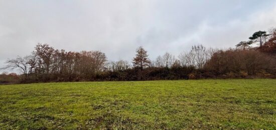 Terrain à bâtir à , Dordogne