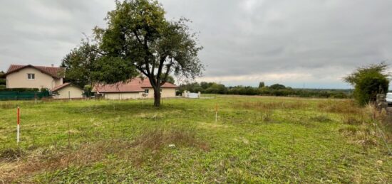 Terrain à bâtir à , Ain