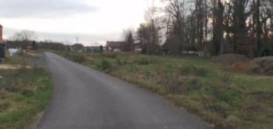 Terrain à bâtir à Tracy-le-Val, Hauts-de-France