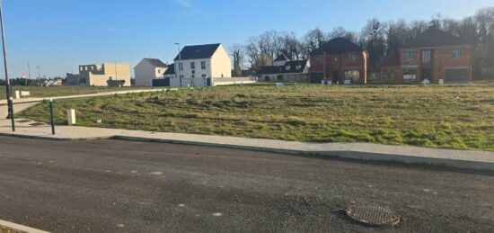 Terrain à bâtir à Saint-Mard, Île-de-France