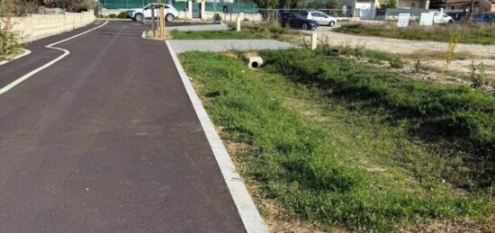 Terrain à bâtir à Valréas, Provence-Alpes-Côte d'Azur