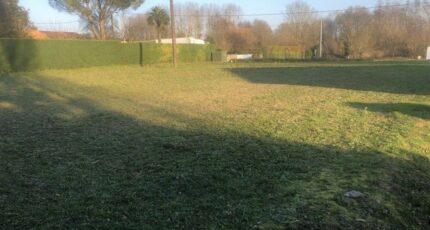 Saint-Savinien Terrain à bâtir - 2379517-11194annonce220260102IbvIQ.jpeg Maisons France Confort