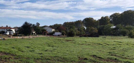 Terrain à bâtir à Saint-Sylvestre-sur-Lot, Nouvelle-Aquitaine