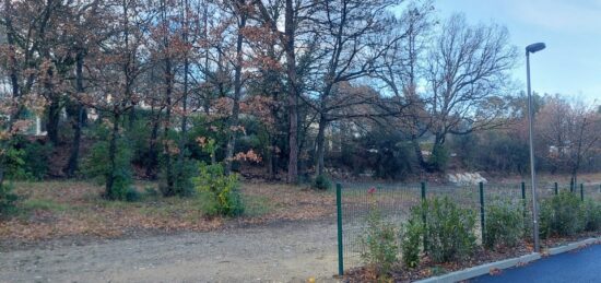 Terrain à bâtir à La Roque-d'Anthéron, Provence-Alpes-Côte d'Azur