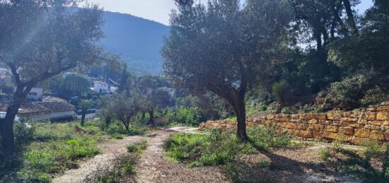 Terrain à bâtir à Solliès-Toucas, Provence-Alpes-Côte d'Azur
