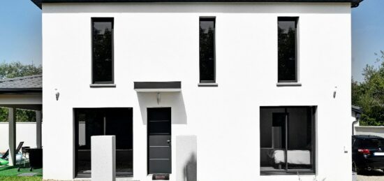 Maison neuve à , Rhône