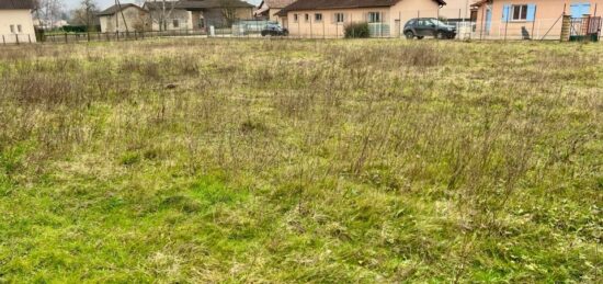 Terrain à bâtir à , Ain