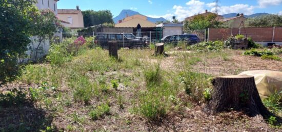 Terrain à bâtir à La Crau, Provence-Alpes-Côte d'Azur