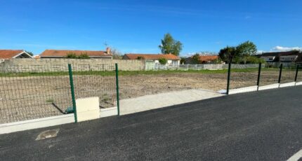 Saint-Médard-en-Jalles Terrain à bâtir - 2391256-10895annonce1202601139CHlC.jpeg Maisons France Confort