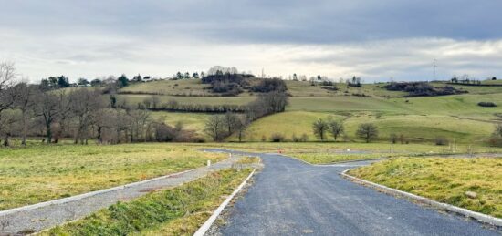 Terrain à bâtir à Aurillac, Auvergne-Rhône-Alpes