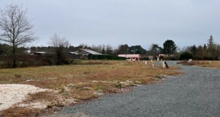 Créon Terrain à bâtir - 2395211-1803annonce1202601167QZ0V.jpeg Maisons France Confort