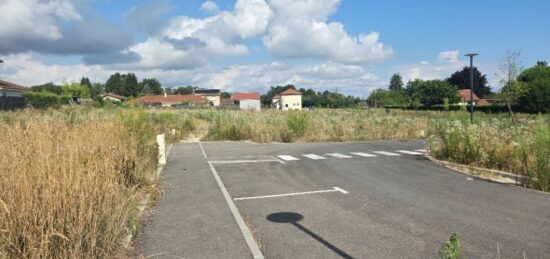 Terrain à bâtir à Saint-Sorlin-de-Morestel, Auvergne-Rhône-Alpes