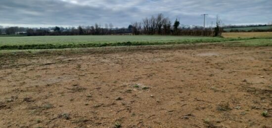 Terrain à bâtir à Saint-Aubin-de-Locquenay, Pays de la Loire