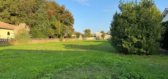 Terrain à bâtir à , Gironde