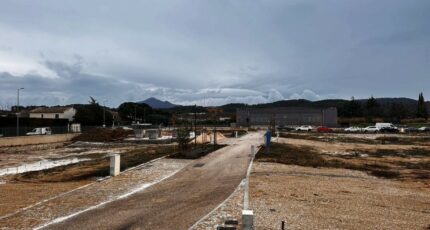 Peyrolles-en-Provence Terrain à bâtir - 2408902-9707annonce220260127q49NU.jpeg Maisons France Confort