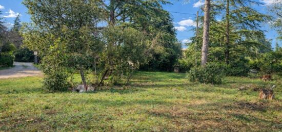 Terrain à bâtir à Saint-Maximin-la-Sainte-Baume, Provence-Alpes-Côte d'Azur