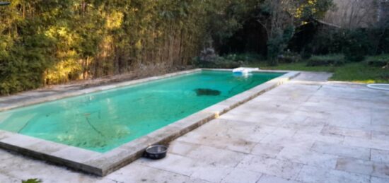 Terrain à bâtir à Avignon, Provence-Alpes-Côte d'Azur