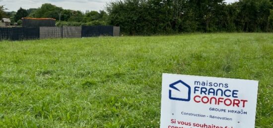Terrain à bâtir à Beaumont-sur-Sarthe, Pays de la Loire