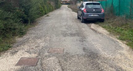 Meyreuil Terrain à bâtir - 2362573-7060annonce120251209SprXv.jpeg Maisons France Confort