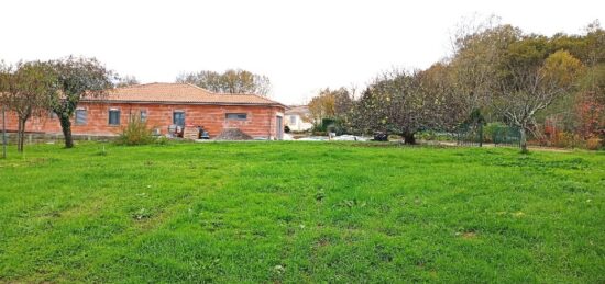 Terrain à bâtir à Camarsac, Nouvelle-Aquitaine