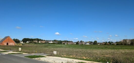 Terrain à bâtir à Pierres, Centre-Val de Loire