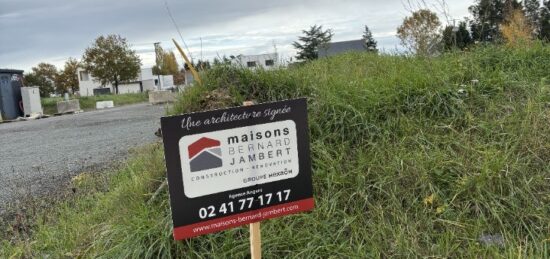 Terrain à bâtir à Mazé, Pays de la Loire