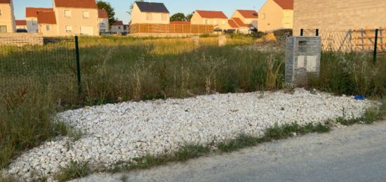 Terrain à bâtir à Mouroux, Île-de-France