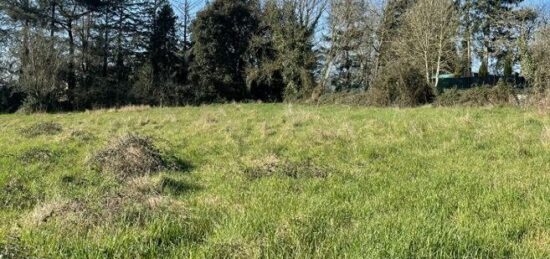 Terrain à bâtir à Saint-Amand-de-Coly, Nouvelle-Aquitaine