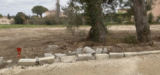 Terrain à bâtir à Pélissanne, Provence-Alpes-Côte d'Azur