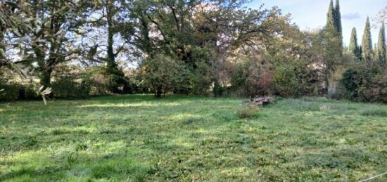 Terrain à bâtir à La Tour-d'Aigues, Provence-Alpes-Côte d'Azur